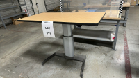 STEELCASE AIRTOUCH PNEUMATIC HEIGHT ADJUSTABLE SIT-STAND DESK, DIMENSIONS: 60" x 30" x 26.5" &ndash; 43.5", MODEL: 6744236-003