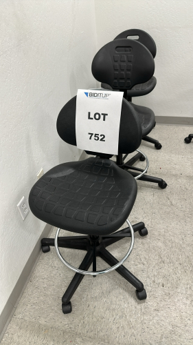 LOT OF (3) ULINE LAB STOOLS , MODEL: H-1375