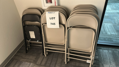 LOT OF (17) STEEL INDOOR/OUTDOOR FOLDING CHAIRS