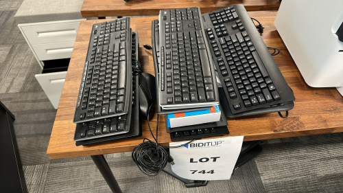LOT OF (14) ASSORTED COMPUTER KEYBOARDS