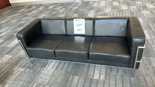 LOT OF (1) LOBBY COUCH, DIMENSIONS: 76" x 30" x 26"