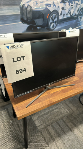 VIEWSONIC 32" LCD TV DISPLAY MONITOR, MODEL: VS17000, S/N: V3G230820405