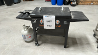 BLACKSTONE 28" GRIDDLE 2-BURNER LIQUID PROPANE FLAT TOP GRILL, OVERALL DIMENSIONS: 53" x 17.5" x 33"