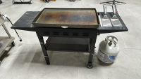 BLACKSTONE 28" GRIDDLE 2-BURNER LIQUID PROPANE FLAT TOP GRILL, OVERALL DIMENSIONS: 53" x 17.5" x 33" - 3