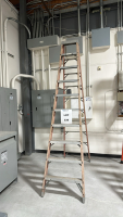 LOUISVILLE 10' LADDER, MODEL: FS1010