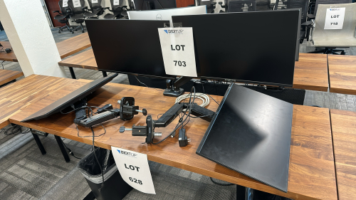 LOT OF (4) SPECTRE 28" MOUNTED LCD DISPLAY MONITORS, MODEL: E278W-FPT8QO8J38LA