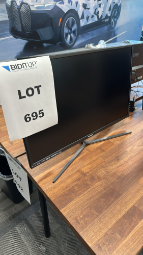 VIEWSONIC 32" LCD TV DISPLAY MONITOR, MODEL: VS17000, S/N: V3G224820006