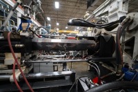 Gallatin, TN: 2000 Cincinnati Milacron M H 725-76 Hydraulic Injection Molding Machine - 13
