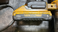 DeWALT DCGG571 Cordless Grease Gun - 5