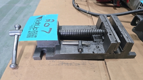 Wilton 8" Machinists Vise