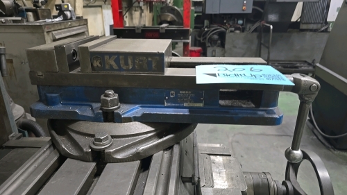 Kurt D688 8" AngLock Vise