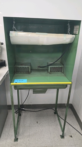 Fume Station w/ Light