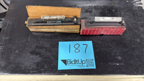 (1) Exact 29040 Machinists Level. (1) Storrett No. 9 Machinists Level.