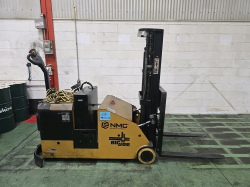 NMC BigJoe #CB-33-157 3,300 lb Electric Walk-Behind Forklift