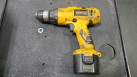 DeWALT DW962 Cordless Drill - 2