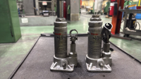 (2) Pro-Lift B-002NC 2 Ton Hydraulic Jacks - 2