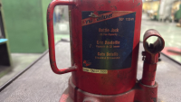 ProValue 1122-PV 20 Ton Bottle Jack - 2