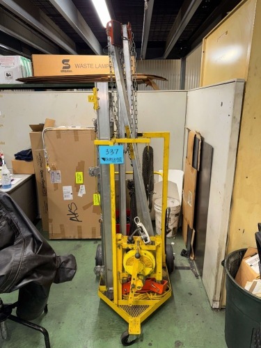 GEMTOR TP-9 CONFINED SPACE TRIPOD WITH GEMTOR 3-WAY ARRESTING/RETRIEVAL/LOWERING DEVICE