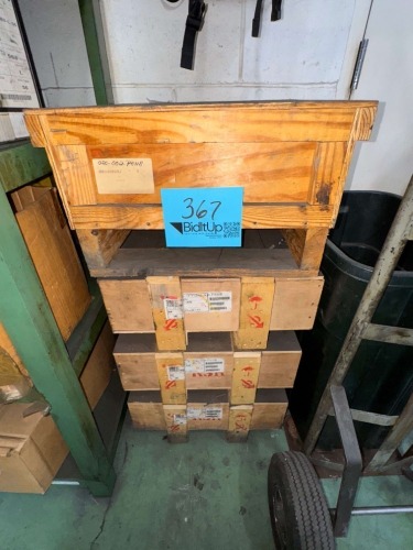 (4) NSK TAPERED ROLLER BEARINGS MODEL HR32056XJ
