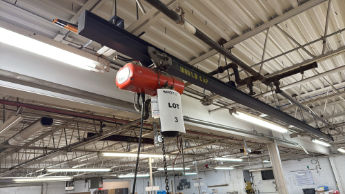 CM LODESTART 1/2 TON POWER CHAIN HOIST WITH 25&rsquo;FT SPAN RAIL
