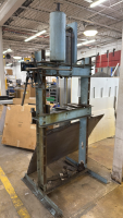 HYDRAULIC PRESS WITH ADJUSTABLE BED