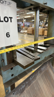 HYDRAULIC PRESS WITH ADJUSTABLE BED - 4