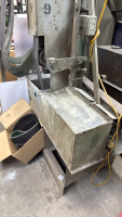 INDUSTRIAL BELT SANDER WITH EXTRA BELTS - 3
