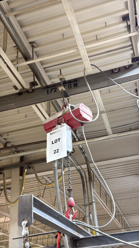 MAN GUARD BUDGIT 1/2&rdquo; TON POWER CHAIN HOIST WITH 13&rsquo; FT SPAN RAIL