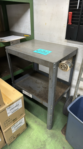Metal stand 18&rdquo;x24&rdquo;