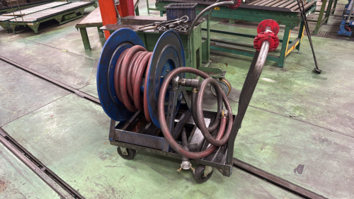 Hydraulic hose reel w/cart