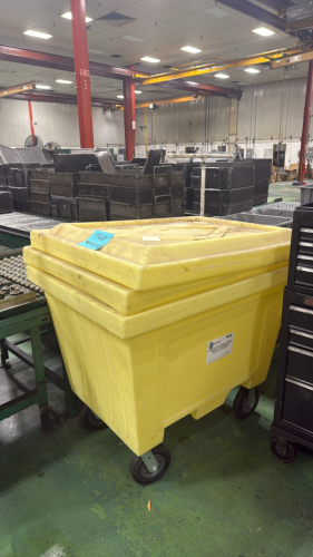 Large poly tote on wheels