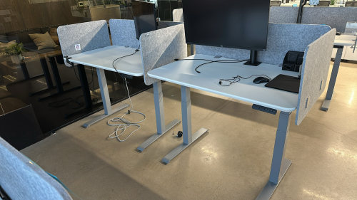 LOT OF (2) VARI ADJUSTABLE HEIGHT DESKS APPROX: 47&rdquo;x 29&rdquo; <br/>(MONITORS NOT INCLUDED)