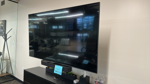 SAMSUNG 65&rdquo; TV MODEL: UN65TU8000F WITH SONOS SOUND BAR