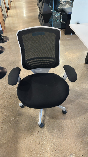 LOT OF (4) OFFICE CHAIRS