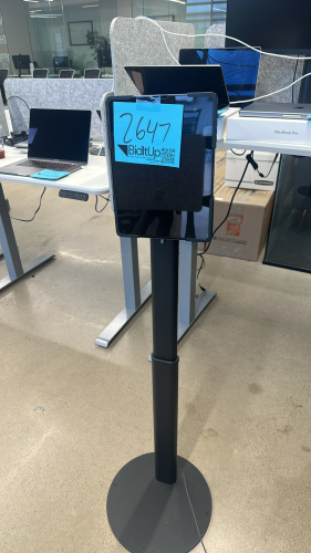 Apple iPad Model: A2379 w/ Stand
