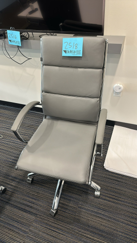 LOT OF (6) OFFICE CHAIRS