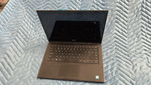 LOT OF (6) DELL LATITUDE 3390 2 IN 1 LAPTOPS