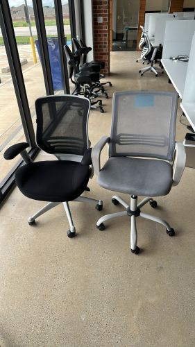 LOT OF (4) ASSTD OFFICE CHAIRS