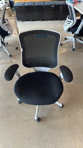 LOT OF (3) OFFICE CHAIRS