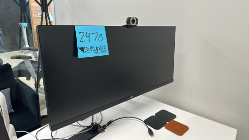 LG 34&rdquo; MONITOR WITH ARM BAR MODEL: 34WN780-B