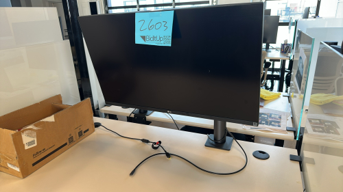 LG 32&rdquo; MONITOR MODEL: 32UN880-B