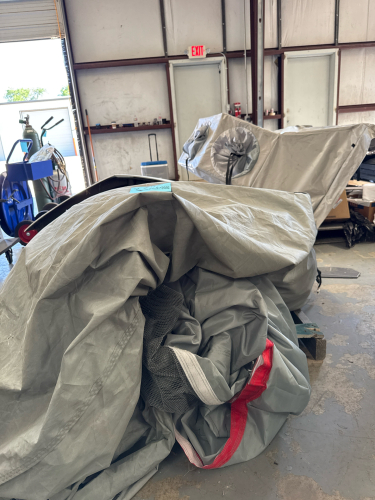 INFLATABLE PAINT BOTH WITH (2) ASSTD BLOWERS