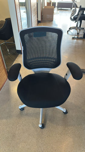LOT OF (6) OFFICE CHAIRS