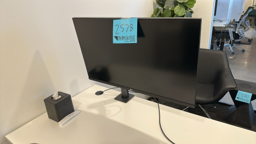 LG 32&rdquo; MONITOR MODEL: 32UN880-B