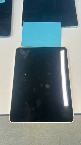 Apple IPad Model: A2377