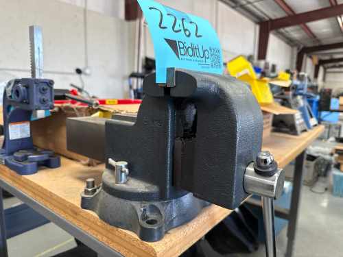 LOT OF (2) ULINE WORK BENCHES APPROX: 60&rdquo; x 36&rdquo; x 35&rdquo; WITH (1) WILTON VICE
