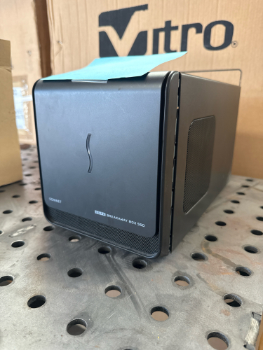 SONNET EGFX BREAKAWAY BOX 550 MODEL #: GPU-550W-TB3
