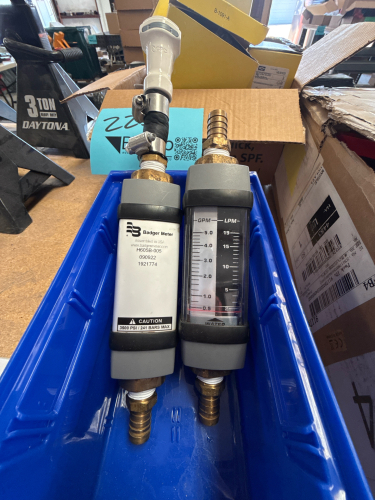 LOT OF (1) BADGER METER FLOW SENSOR MODEL: H605B-005 & (1) OMEGA METER FLOW SENSOR MODEL: FL-6305ABR
