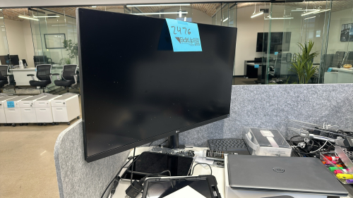 LOT OF (2) LG 32&rdquo; MONITORS MODEL: 32BN88U-B WITH ARM BARS