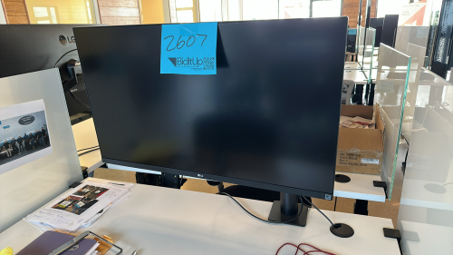 LG 32&rdquo; MONITOR MODEL: 32UN880-B